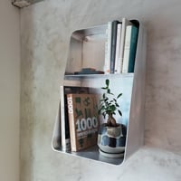 アルミ　ナナメシェルフ