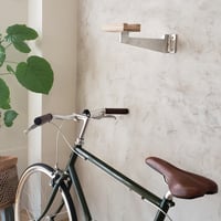 自転車用アルミ壁掛けフック／ラーチ積層材
