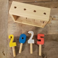 手回しのおもちゃ 2025