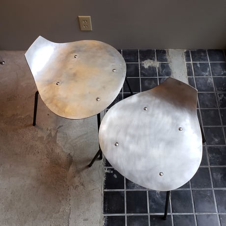 アルミスツール　Onion stools(玉葱型のスツール)