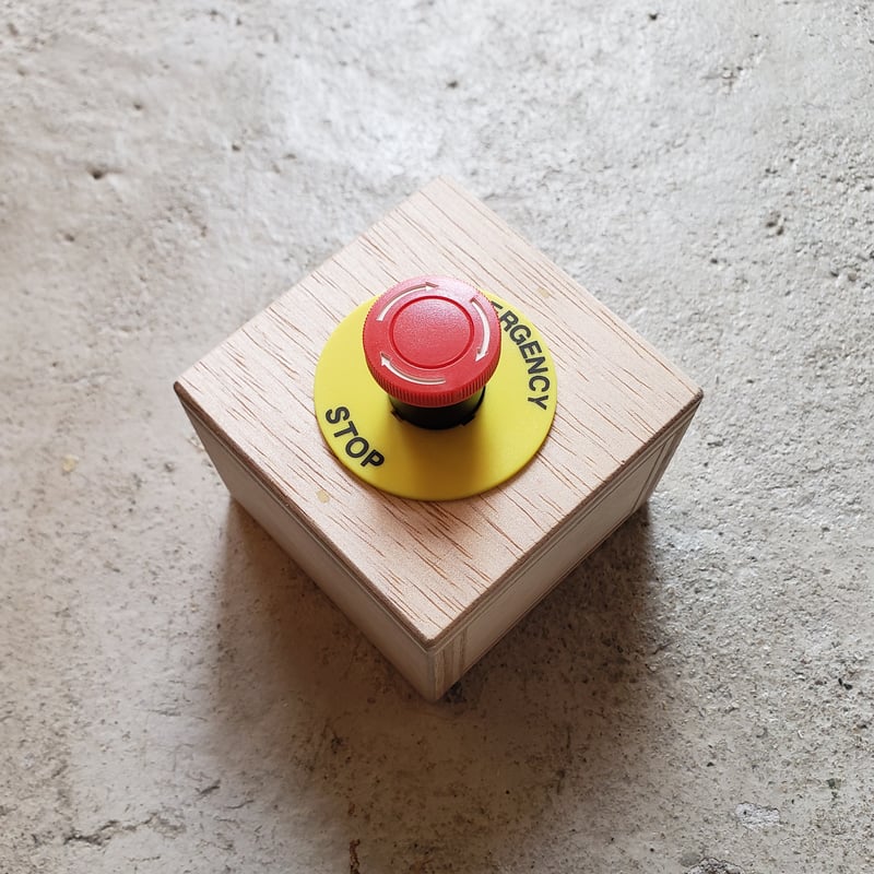 SWITCH BOX TOY｜非常ボタン | NEWDAYS FACTORY｜ニューデイズ