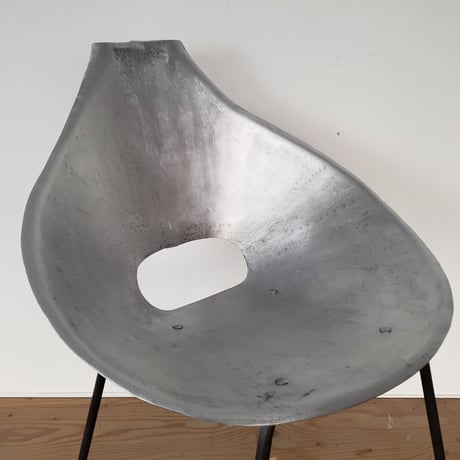 アルミチェア　Onion Chair(玉葱型の椅子)