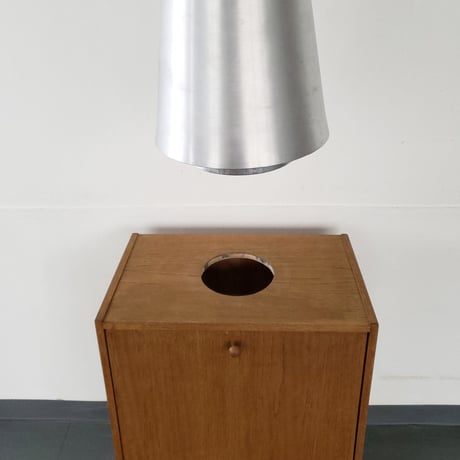 チムニー1号　CHIMNEY　ゴミ箱