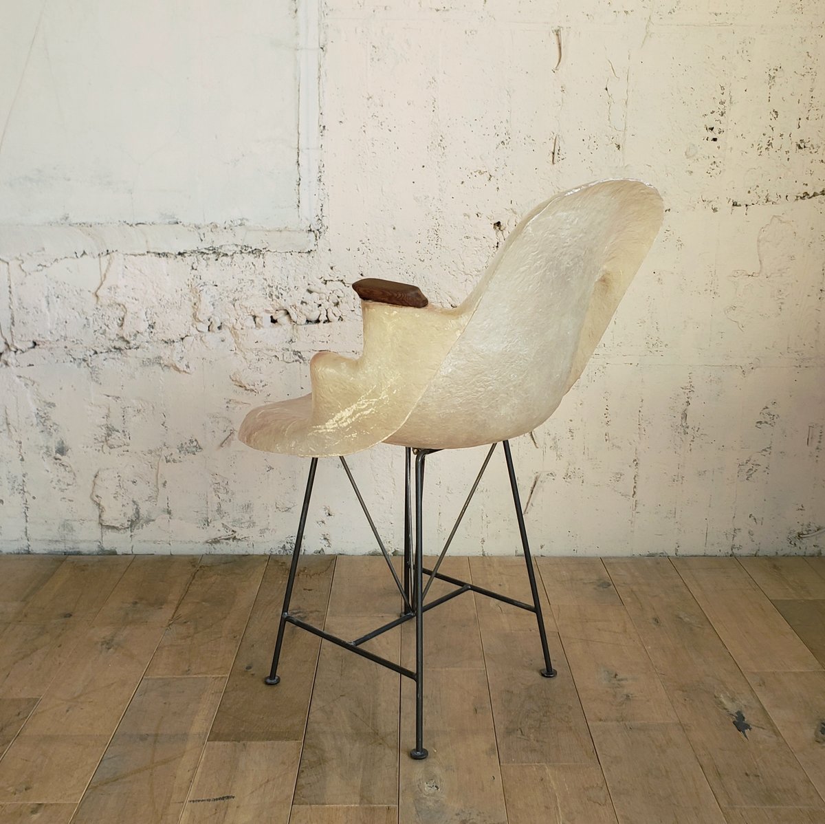 FRP ANTLER CHAIR (角の椅子) | NEWDAYS FACTORY｜ニュ