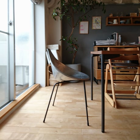アルミチェア　Onion Chair(玉葱型の椅子)