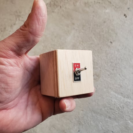 SWITCH BOX TOY｜トグルスイッチミニ