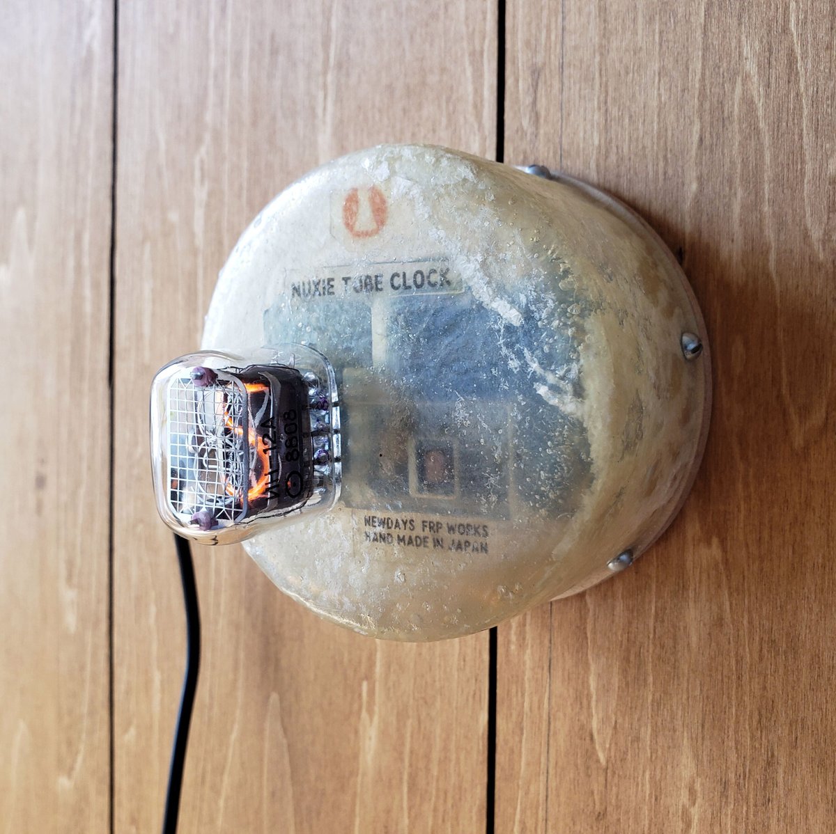 ニキシー管時計 FRPケース | NEWDAYS FACTORY｜ニューデイズ ファクトリー