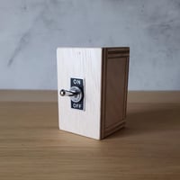 SWITCH BOX TOY｜トグルスイッチ ブラック