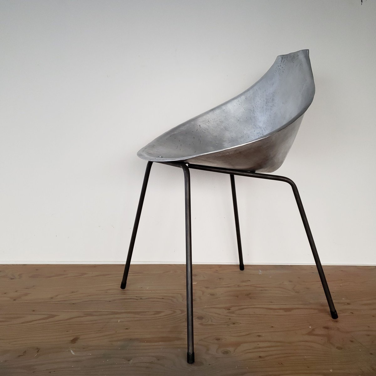 アルミ製アーチ型椅子 訳あり品　写真をご確認 SF27-01-07 アルミ製アーチ型椅子 訳あり品 写真をご確認 SF27-01-07 - 椅子卸売り