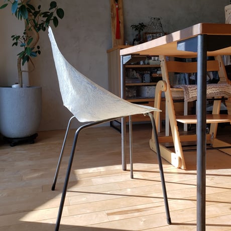 FRPチェア　Onion chair(玉葱型の椅子)