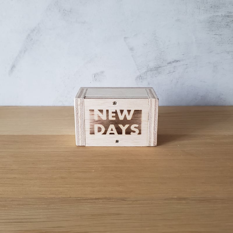 SWITCH BOX TOY｜トグルスイッチ ブラック | NEWDAYS FACTORY｜