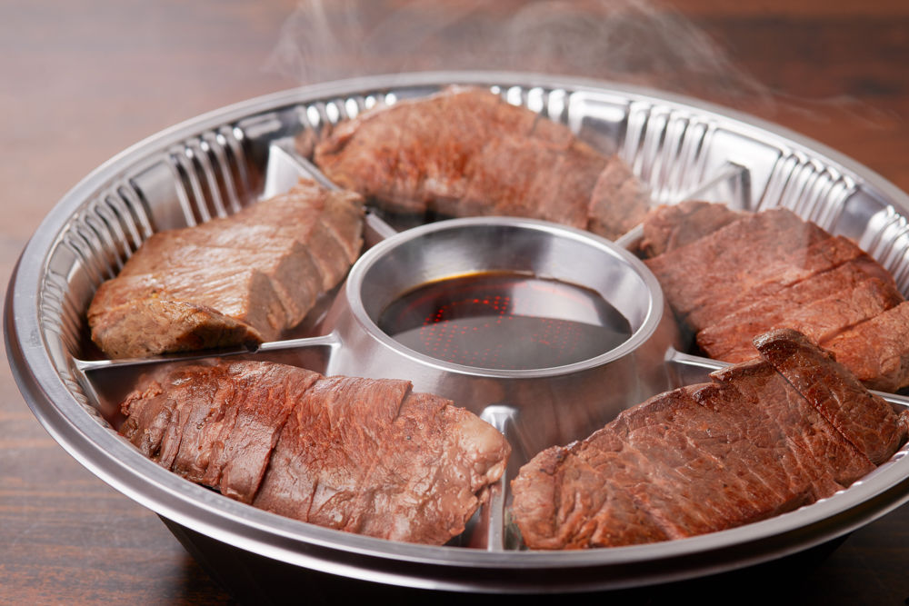 冷凍】近江牛希少部位焼きたてステーキセット | 八傳オンラインショップ