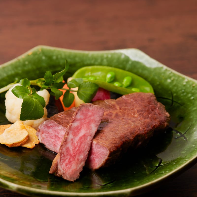 冷凍】近江牛希少部位焼きたてステーキセット | 八傳オンラインショップ