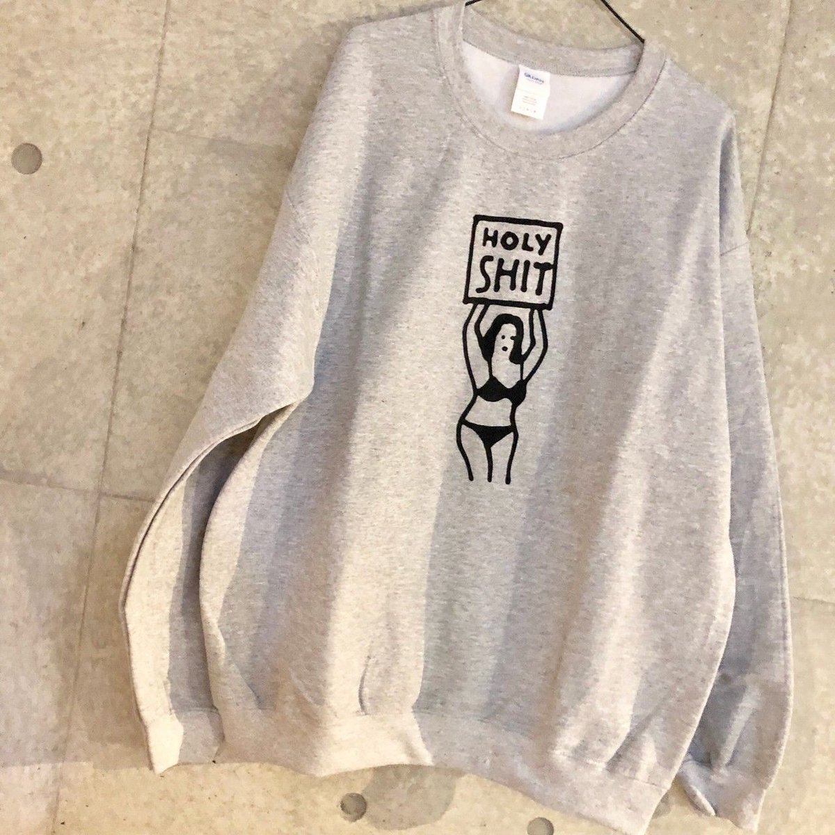 HOLYちゃん Crew Neck Sweat #1 | HOLY SHIT