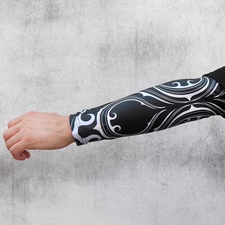 TRIBAL ARMCOVER SET 00