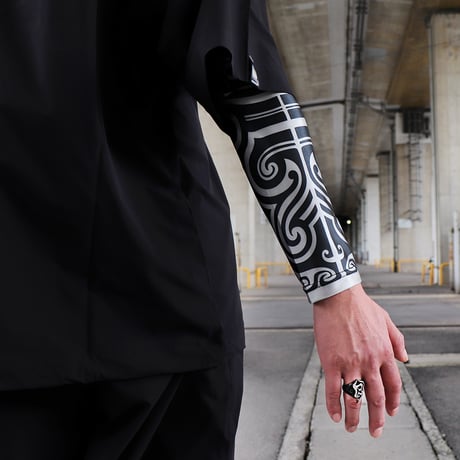 TRIBAL ARMCOVER SET 01
