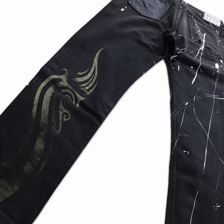 ARTRIBAL DENIM PANTS (ONE ITEM)