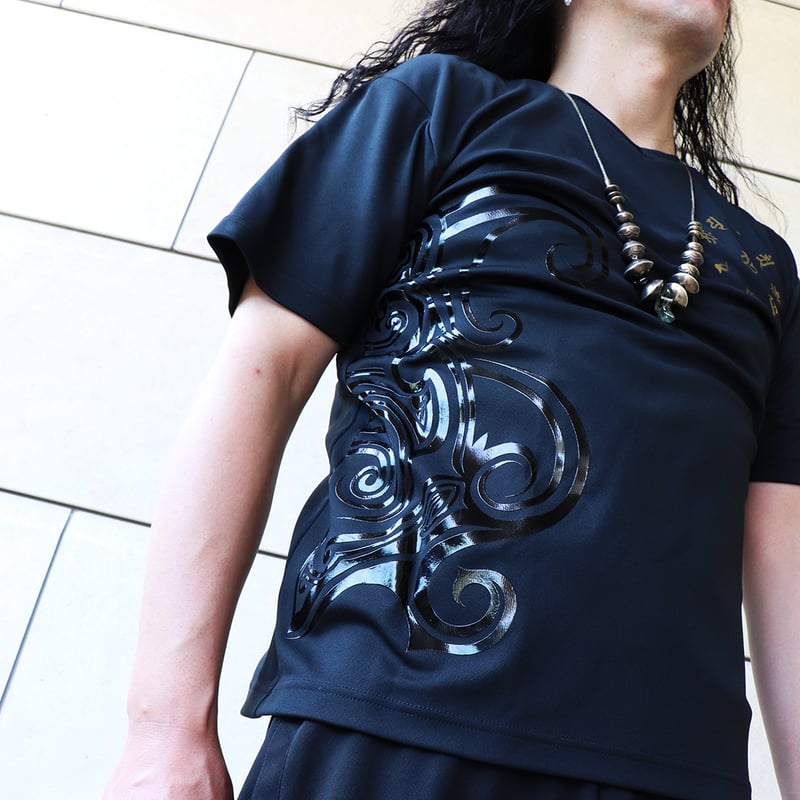 PEACEMAKER V-NECK-T | PEACEMAKER