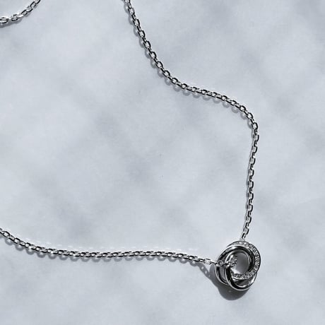 TRES LINE NECKLACE