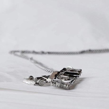 Clash car necklaces