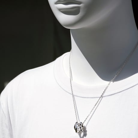 CURVE NECKLACE
