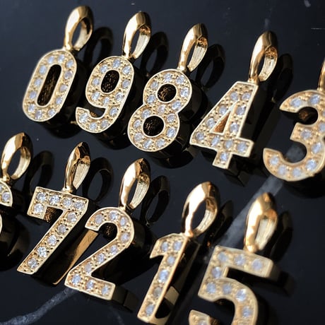 L.NUMBER NECKLACE