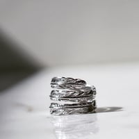 TRINITY  FETHER RING