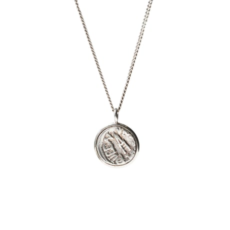 REGINA NECKLACE
