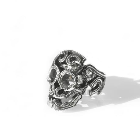 SURVIVE SKULL RING
