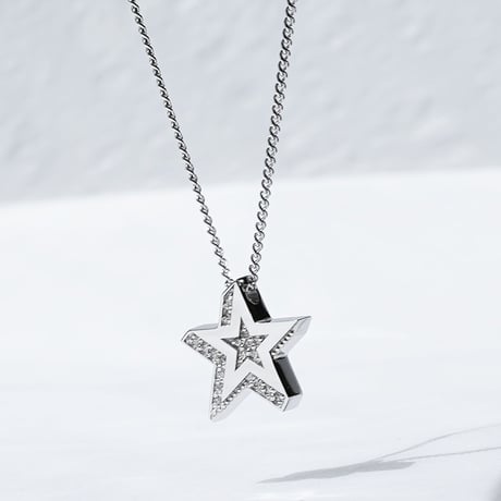 STAR RIGHT NECKLACE