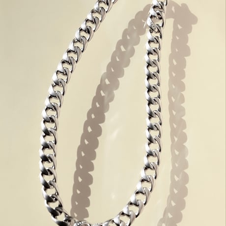 I G NECKLACE