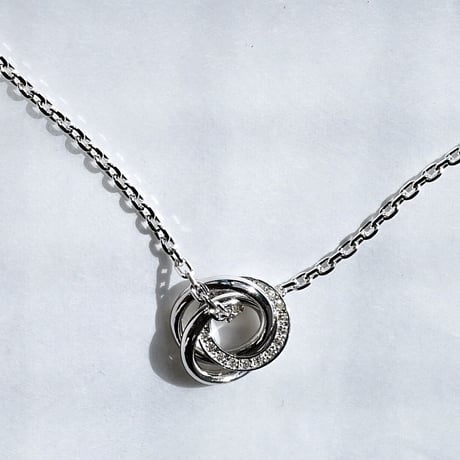 TRES LINE NECKLACE