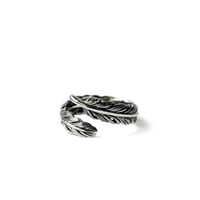 NATURAL FETHER RING
