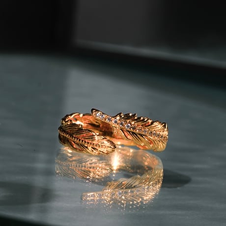 NATURAL FETHER RING (K18YG)