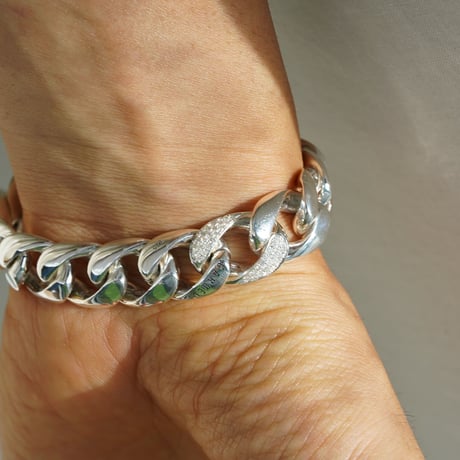 DIAMOND LINK BRACELET