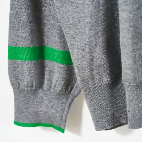 UNIVERSITY / GRAY