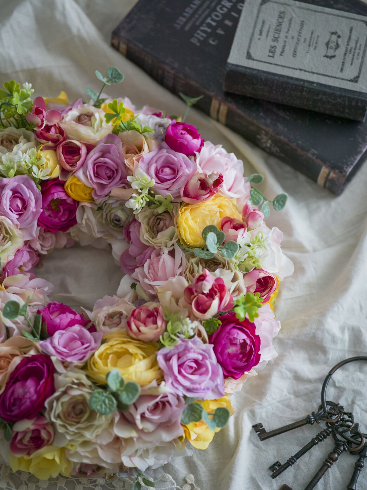 POPカラーのフラワーリース (35cm) | 【公式】Michika Flower Desi