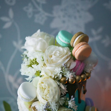 【ORDER】THREE TIER MACARON FLOWER FAKE CAKE