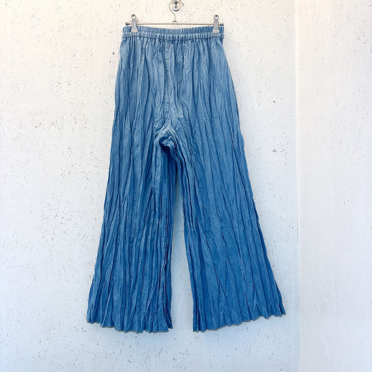 Baked Crinkle Denim Pants】 Bio&Bleach | RIVER