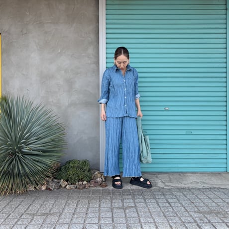 【Baked Crinkle Denim Shirt】Bio&Bleach