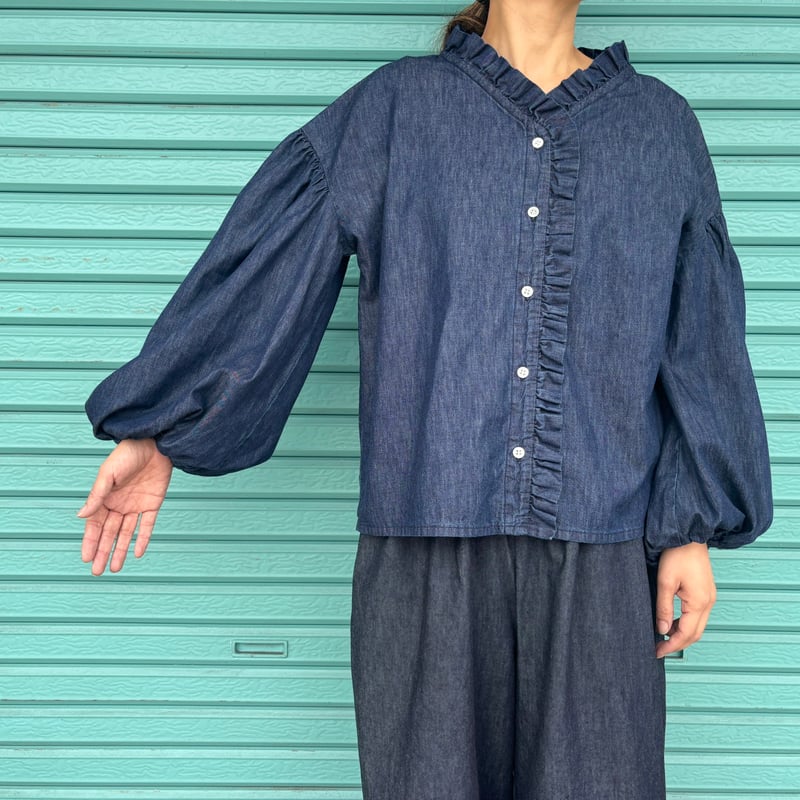 V-neck frill Volume Sleeve】 | RIVER MAIL STORE