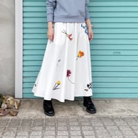 【Flower Print / White Denim Skirt】