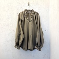 【残り１点】グレージュ【White Denim / Frill Gather Blouse】