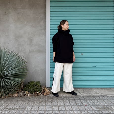 【Back Velour /  Side Slit Hoodie】