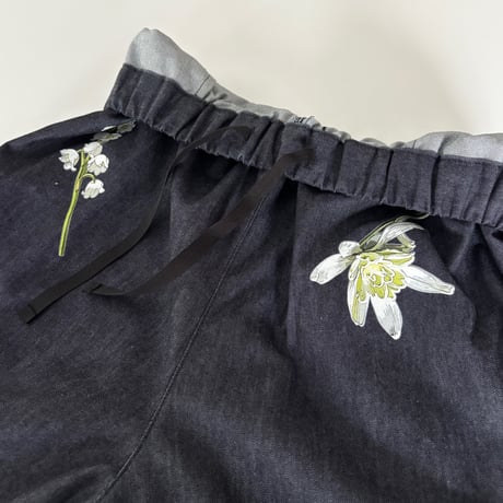 【White Flower Denim /Wide Pants】