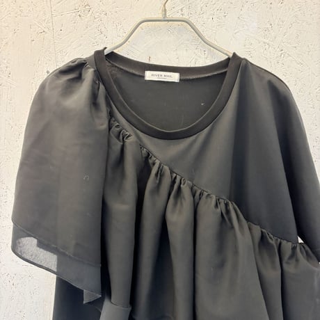 【残り１点】Frill T-shirt