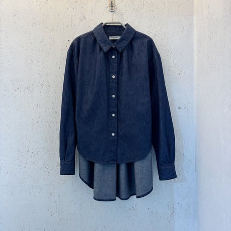 【Back Gather Denim Shirt】