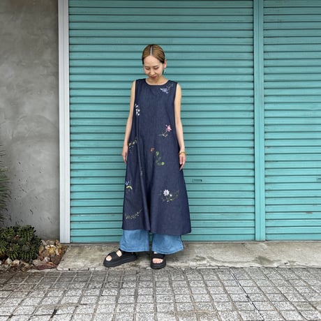 【Botanical Garden Denim / Sleeveless One-Piece】  White / Indigo