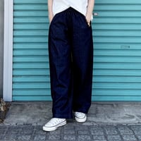 【Curved Denim Pants】