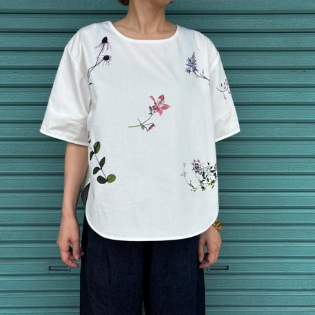 【Botanical Garden Denim / T-Blouse】  White / Indigo